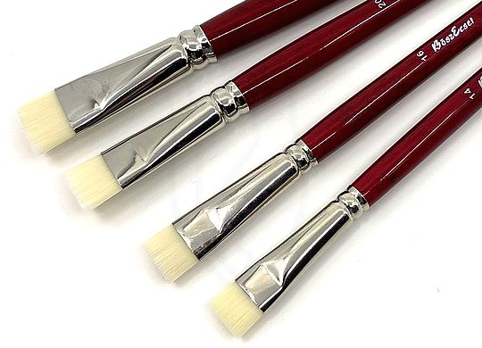  Hosszúnyelű művészecsetek 